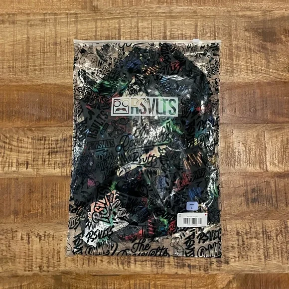 NWT RSVLTS Disney Nightmare Before Christmas ‘Oogie’s Turn to Boogie’ Button Up - Picture 9 of 10